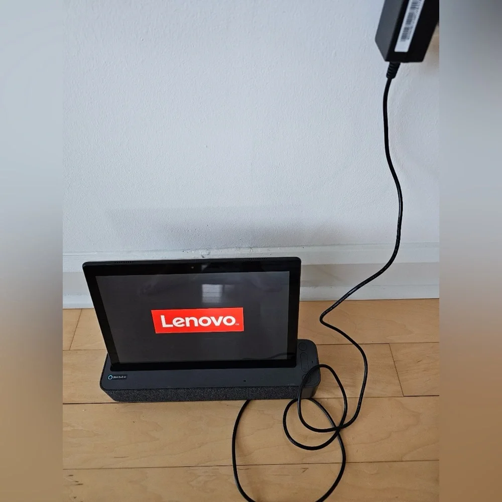 Lenovo Smart Tab M10 16GB - Black - (WiFi)